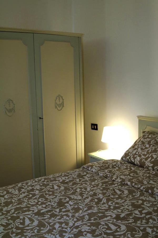 リッチョーネBlancohouse Viale Ceccariniアパートメント エクステリア 写真